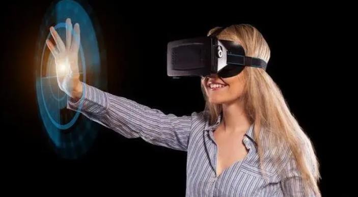 十大vr虚拟现实设备公司排名